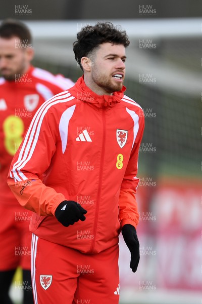 250326 - Wales Football Training - Neco Williams of Wales during training ahead of their World Cup play-off match against Bosnia-Herzegovina