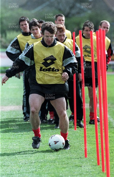 280397 - Wales Football Training - Mark Hughes