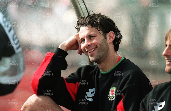 280397 - Wales Football Training - Ryan Giggs