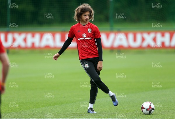 290817 - Wales Football Training - Ethan Ampadu during training