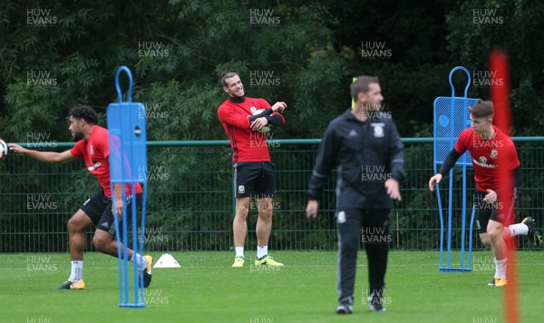 290817 - Wales Football Training - Gareth Bale during training