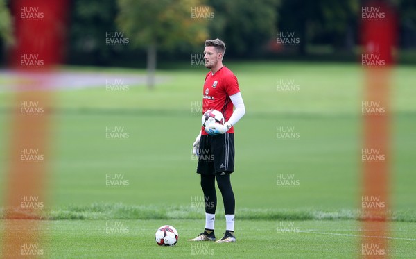 290817 - Wales Football Training - Wayne Hennessy during training