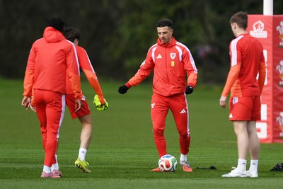 300326 - Wales Football Training - Ethan Ampadu of Wales during training ahead of the upcoming match against Northern Ireland