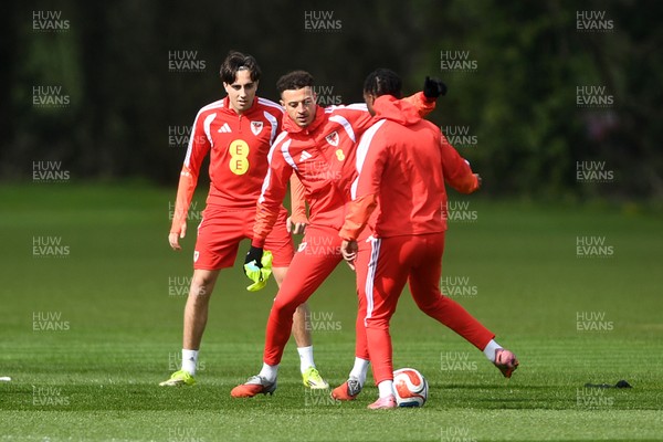 300326 - Wales Football Training - Ethan Ampadu of Wales during training ahead of the upcoming match against Northern Ireland