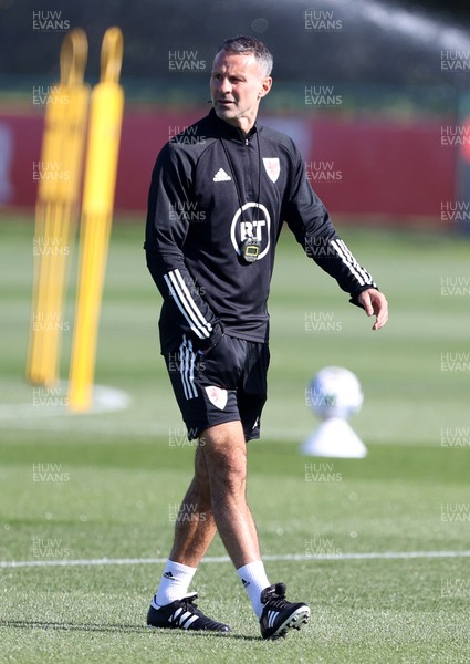 310820 - Wales Football Training - Manager Ryan Giggs during training ahead of their UEFA Nations League game against Finland