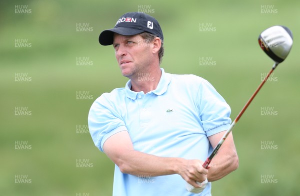 04.06.11 -SAAB Wales Open 2011, Celtic Manor Resort, Newport -  Anders Hansen tees off at the 16th 