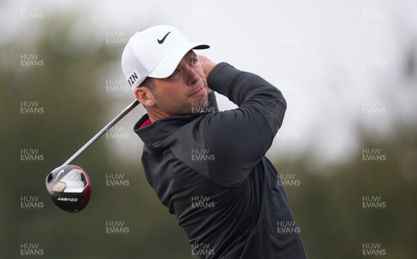 180914 - ISPS Handa Wales Open Golf 2014, Celtic Manor Resort, south Wales - England's Paul Casey tees off at the second hole during the first round of matches in the Wales Open 2014