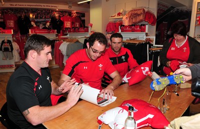 180412- Wales players signing- Jamie Roberts, Lou Reed and Huw Bennett signing autographs at the Cardiff Arms Shop