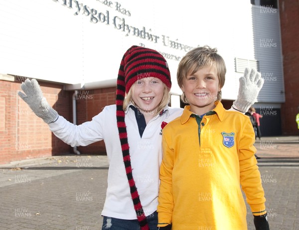 251012 -  Wales v England - Rugby League -     Wales Rugby League fans outside The Racecourse stadium, Wrexham before the match between Wales and England  