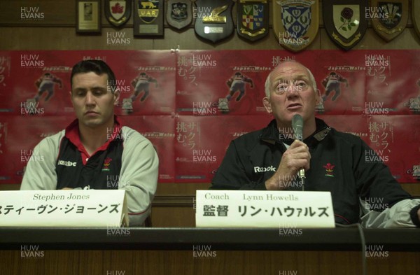 020601 -  Wales Rugby - Coach Lynn Howells and captain for the first game Stephen Jones at press conference in Tokyo