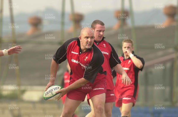 040601  - Wales Rugby Training - Craig Quinnell passes during training in Osaka