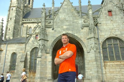 11.09.07 - Wales Team in France for Rugby World Cup - Ian Gough looks around a walled city in St Nazaire 