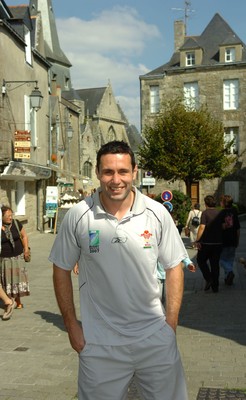 11.09.07 - Wales Team in France for Rugby World Cup - Stephen Jones looks around a walled city in St Nazaire 