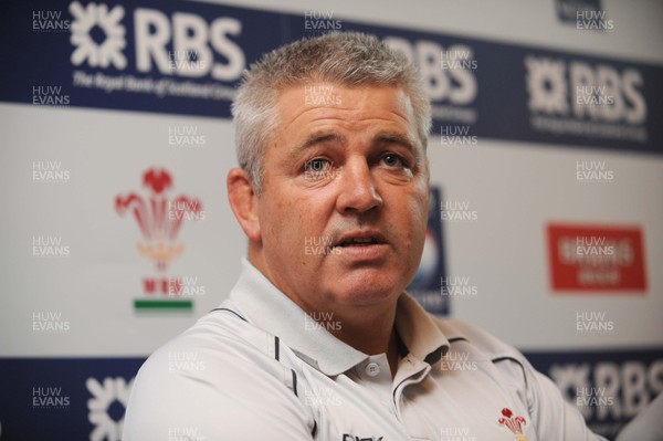 14.01.08 ...Wales Rugby Press Conference. Wales' rugby coach Warren Gatland at press conference to announce Wales' Six Nations squad 