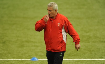18.02.10 - Wales Rugby Training - Wales Head coach Warren Gatland during training. 