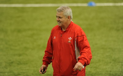 18.02.10 - Wales Rugby Training - Wales Head coach Warren Gatland during training. 