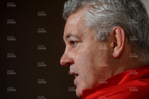 18.02.10 - Wales Rugby Interviews - Wales head coach Warren Gatland talks to reporters. 