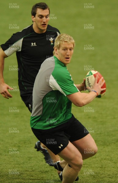 18.02.10 - Wales Rugby Training - Bradley Davies in action during training. 