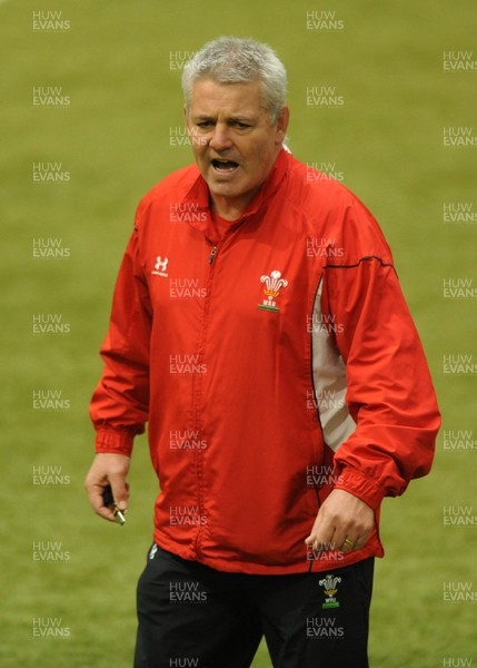 18.02.10 - Wales Rugby Training - Wales Head coach Warren Gatland during training. 