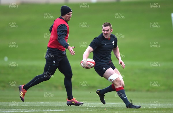 201118 - Wales Rugby Training - Dan Lydiate during training