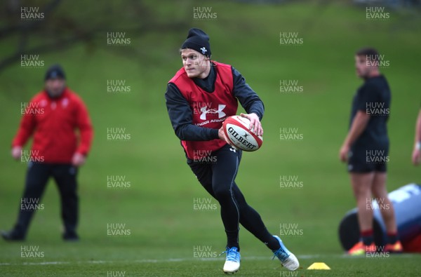 201118 - Wales Rugby Training - Aled Davies during training