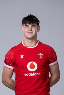 281024 - WRU Wales Rugby Squad Headshots - Eddie James