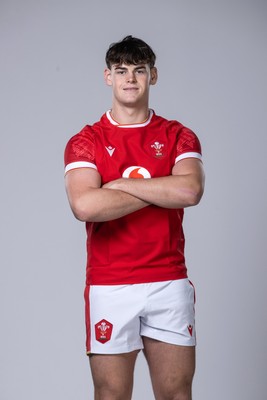 281024 - WRU Wales Rugby Squad Headshots - Eddie James