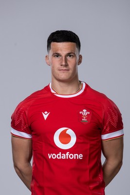 281024 - WRU Wales Rugby Squad Headshots - Ellis Bevan