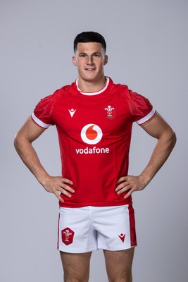 281024 - WRU Wales Rugby Squad Headshots - Ellis Bevan