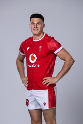 281024 - WRU Wales Rugby Squad Headshots - Ellis Bevan