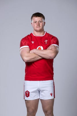 281024 - WRU Wales Rugby Squad Headshots - Evan Lloyd