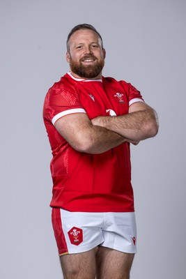 281024 - WRU Wales Rugby Squad Headshots - Henry Thomas