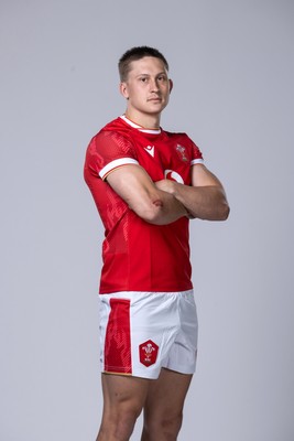 281024 - WRU Wales Rugby Squad Headshots - Josh Hathaway