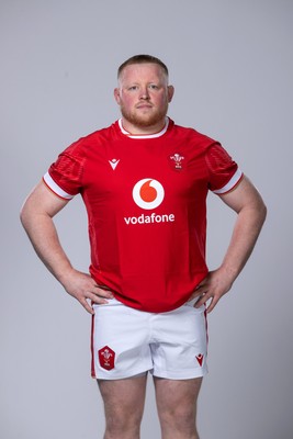 281024 - WRU Wales Rugby Squad Headshots - Keiron Assiratti