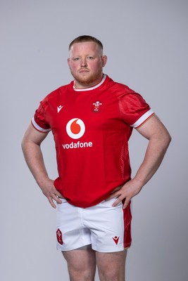 281024 - WRU Wales Rugby Squad Headshots - Keiron Assiratti