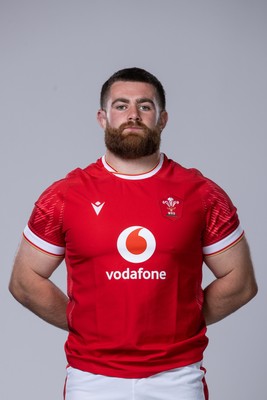 281024 - WRU Wales Rugby Squad Headshots - Kemsley Mathias