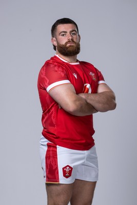 281024 - WRU Wales Rugby Squad Headshots - Kemsley Mathias