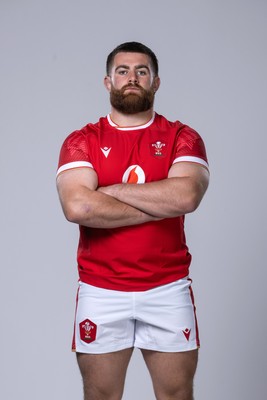 281024 - WRU Wales Rugby Squad Headshots - Kemsley Mathias