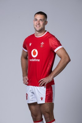 281024 - WRU Wales Rugby Squad Headshots - Max Llewellyn