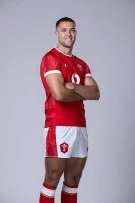 281024 - WRU Wales Rugby Squad Headshots - Max Llewellyn