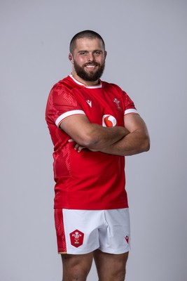 281024 - WRU Wales Rugby Squad Headshots - Nicky Smith