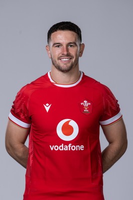 281024 - WRU Wales Rugby Squad Headshots - Owen Watkin