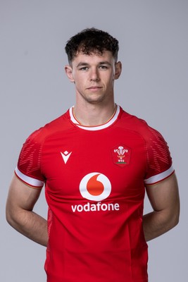 281024 - WRU Wales Rugby Squad Headshots - Tom Rogers