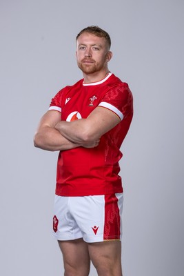 281024 - WRU Wales Rugby Squad Headshots - Tommy Reffell