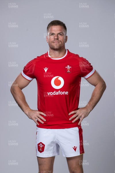 281024 - WRU Wales Rugby Squad Headshots - Gareth Anscombe