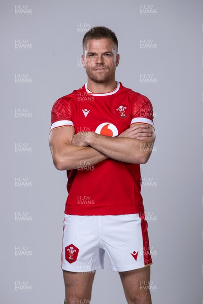 281024 - WRU Wales Rugby Squad Headshots - Gareth Anscombe