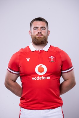 220124 - Wales Rugby Headshots for Guinness 6 Nations 2024 - Kemsley Mathias