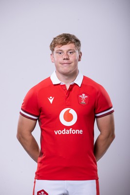 220124 - Wales Rugby Headshots for Guinness 6 Nations 2024 - Sam Costelow