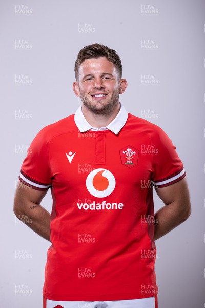 220124 - Wales Rugby Headshots for Guinness 6 Nations 2024 - Elliot Dee
