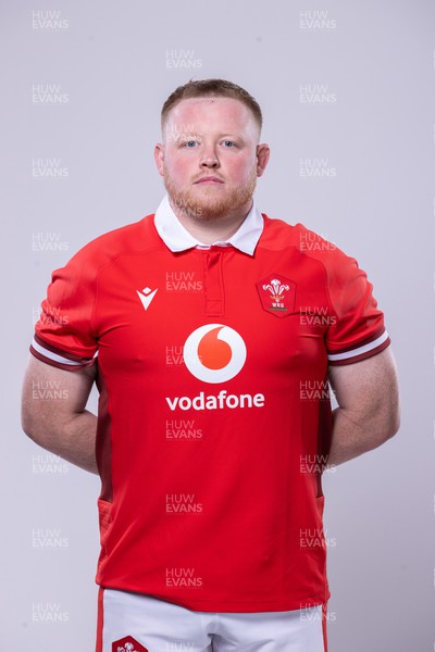 220124 - Wales Rugby Headshots for Guinness 6 Nations 2024 - Keiron Assiratti